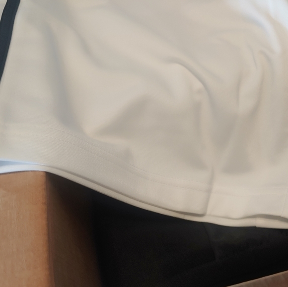 Adidas Shorts Men's BRAND NEW - Picture 3 of 11